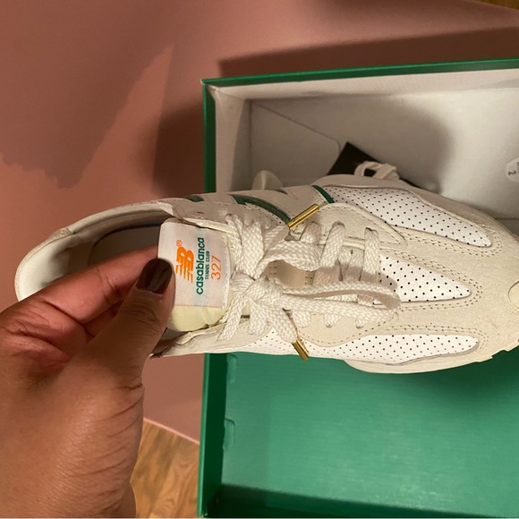 New Balance White and Green Sneakers - Picture 4 of 8